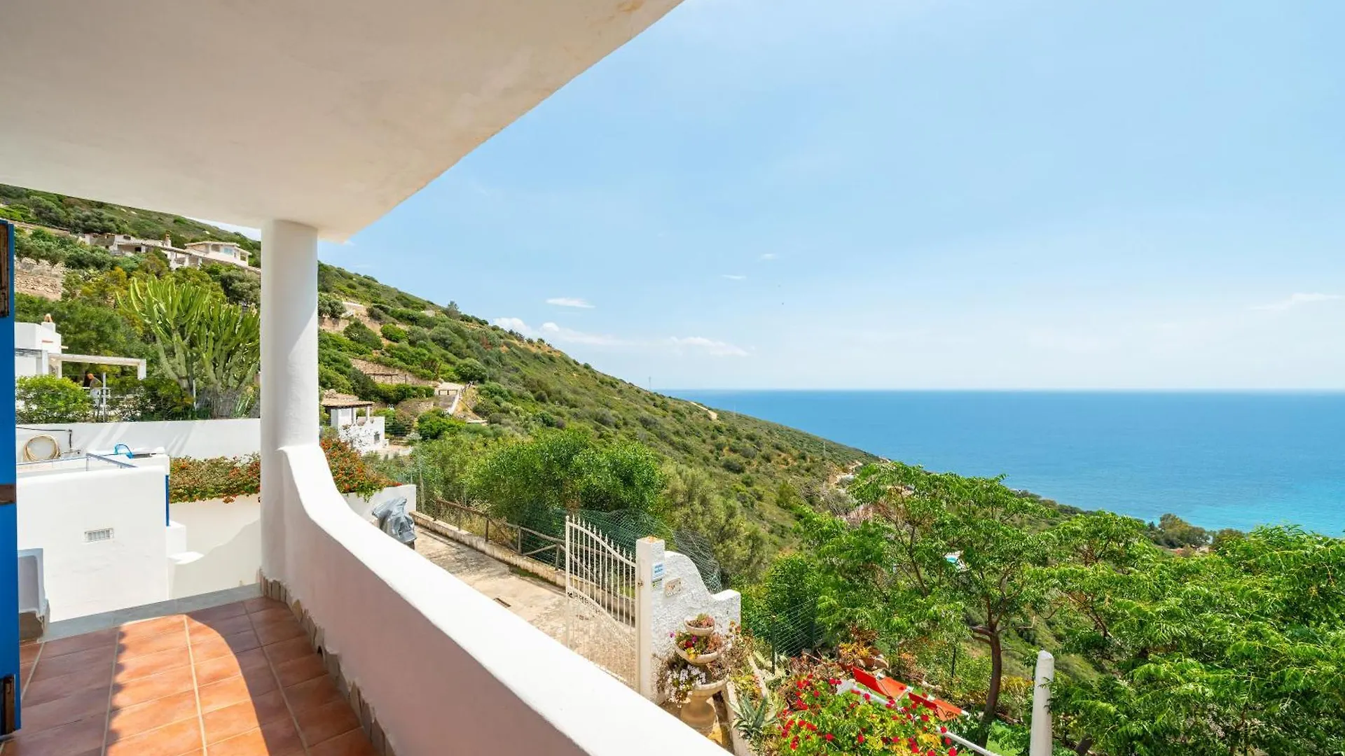 Sìnnai Villa Mare E Monti 0*,  איטליה